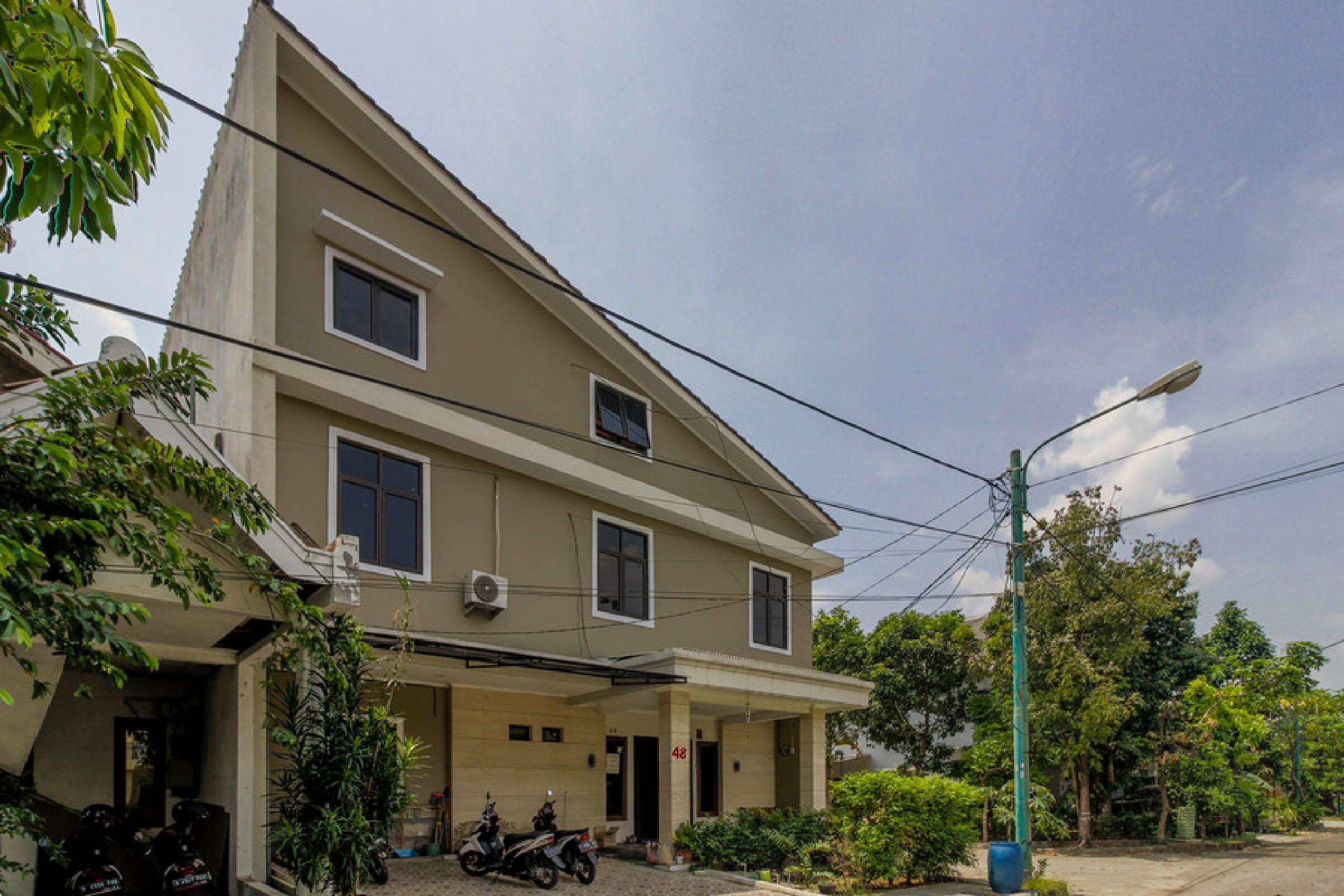 Reddoorz Plus Near Lippo Cikarang Mall Bekasi Eksteriør billede