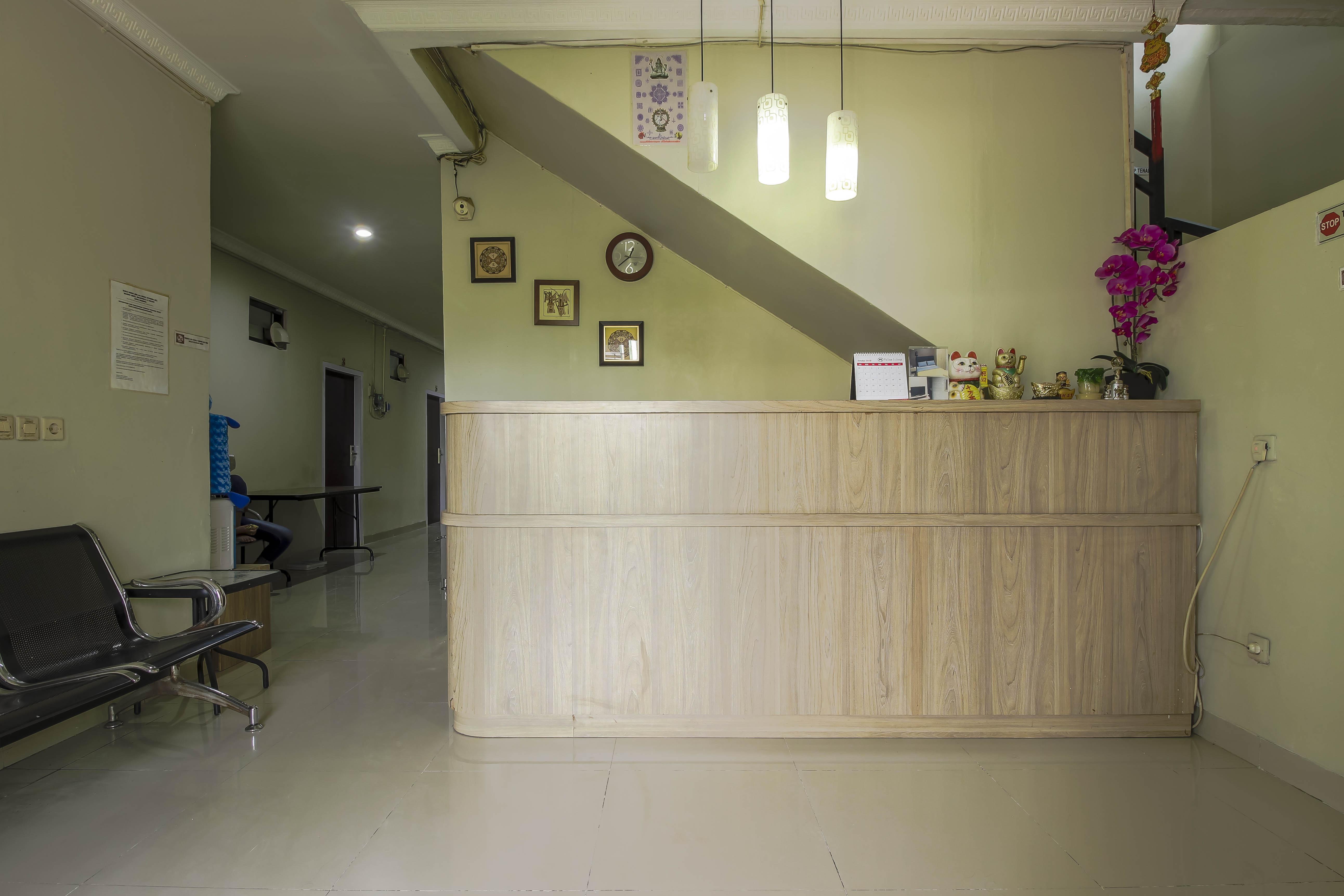 Reddoorz Plus Near Lippo Cikarang Mall Bekasi Eksteriør billede